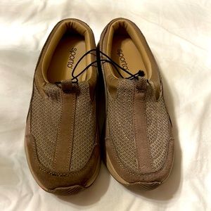 Women’s Loafer Slip on/off easy Sporto Size 9 Brown & Tan Manmade Leather Suede